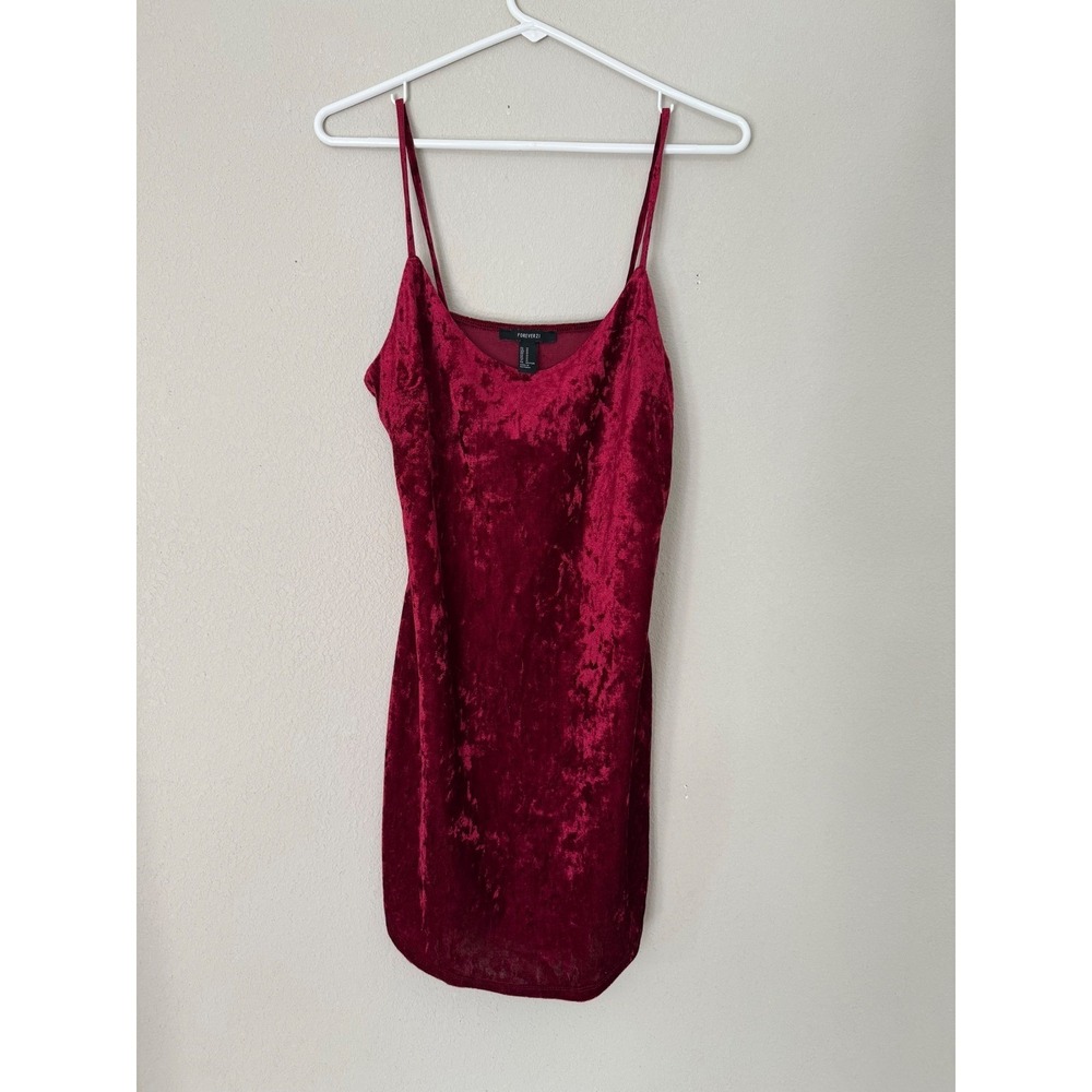 Forever 21 Crushed Velvet Mini Dress Womens‎ Medium Red Burgundy Spaghetti Strap